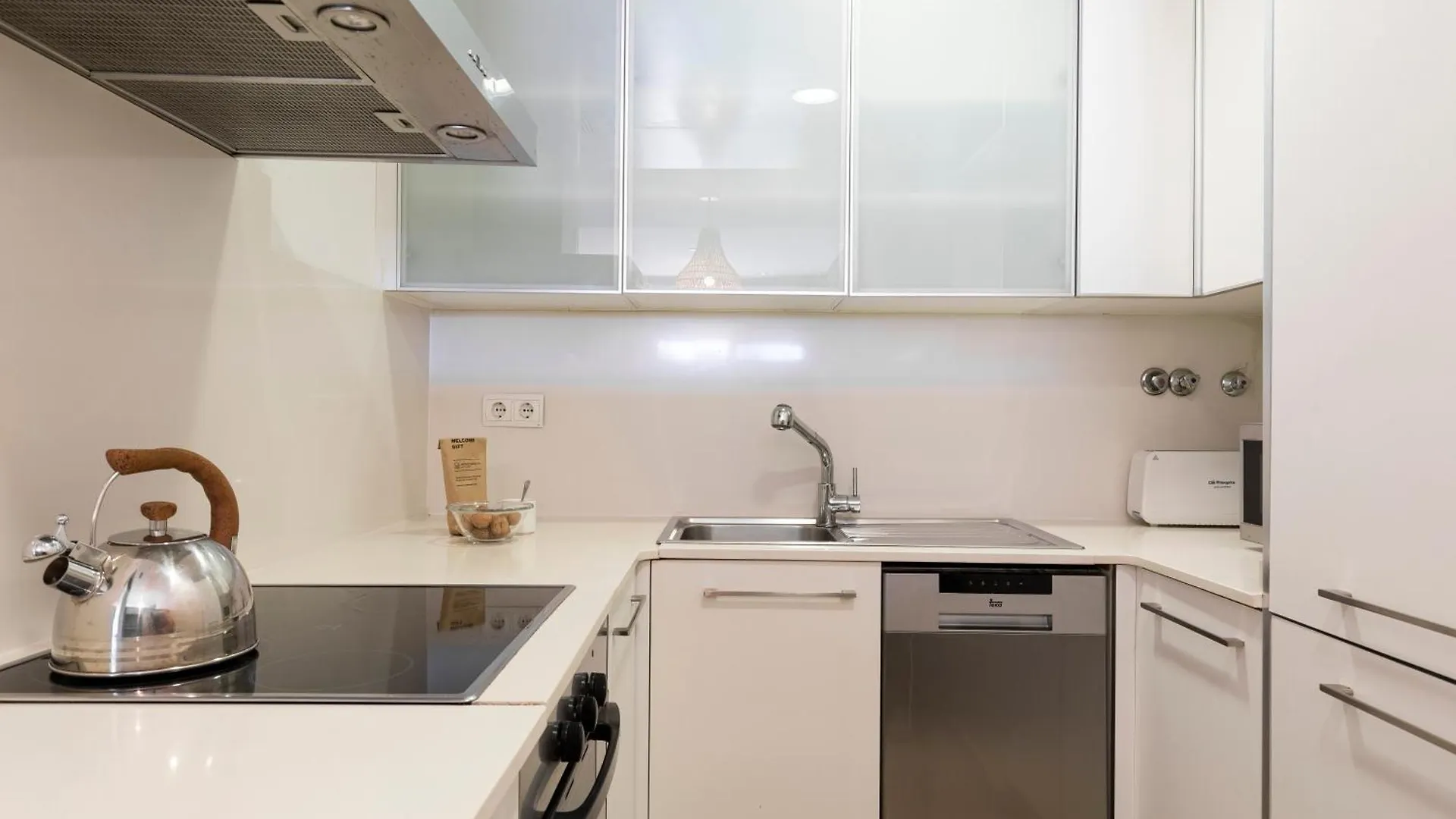 Ab Sagrada Familia Premium Apartment Barcelona 0*,  Spain