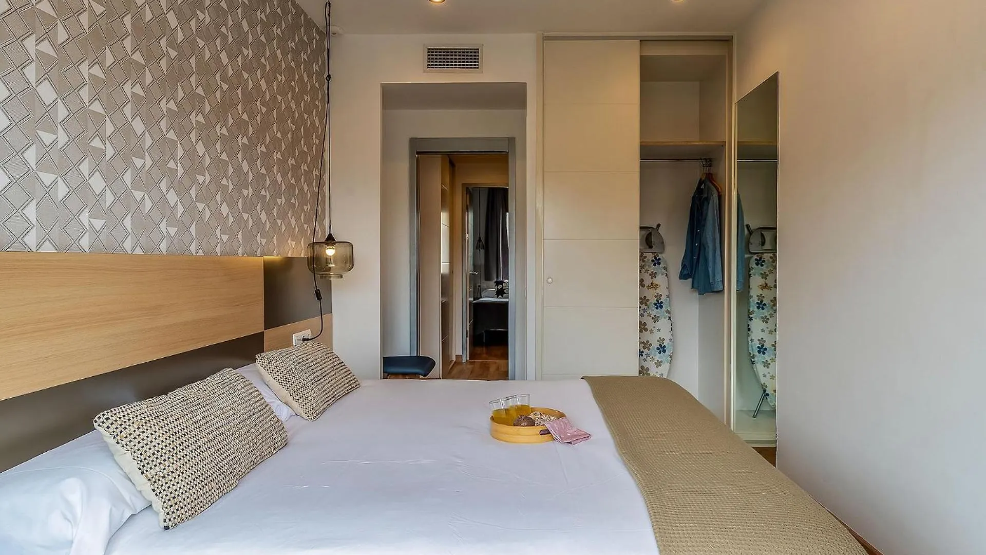 Ab Sagrada Familia Premium Apartment Barcelona 0*,  Spain